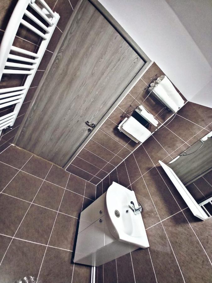 Camere In Regim Hotelier Braşov Exterior foto