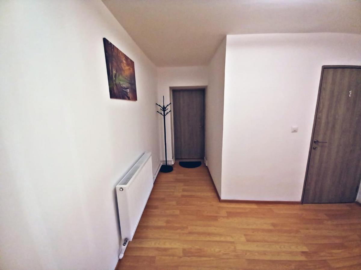 Camere In Regim Hotelier Braşov Exterior foto